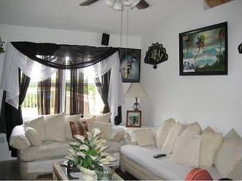5th image of 862 NW Cory Ave