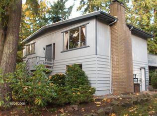 3350 NE 202nd St, Lake Forest Park, WA 98155
