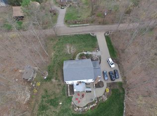 17 Rockwood Ln, Danbury, CT 06811