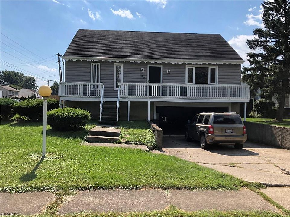 1st image of 735 Bowling Green Cir