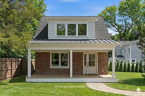 98 Burt Ave Photo 1