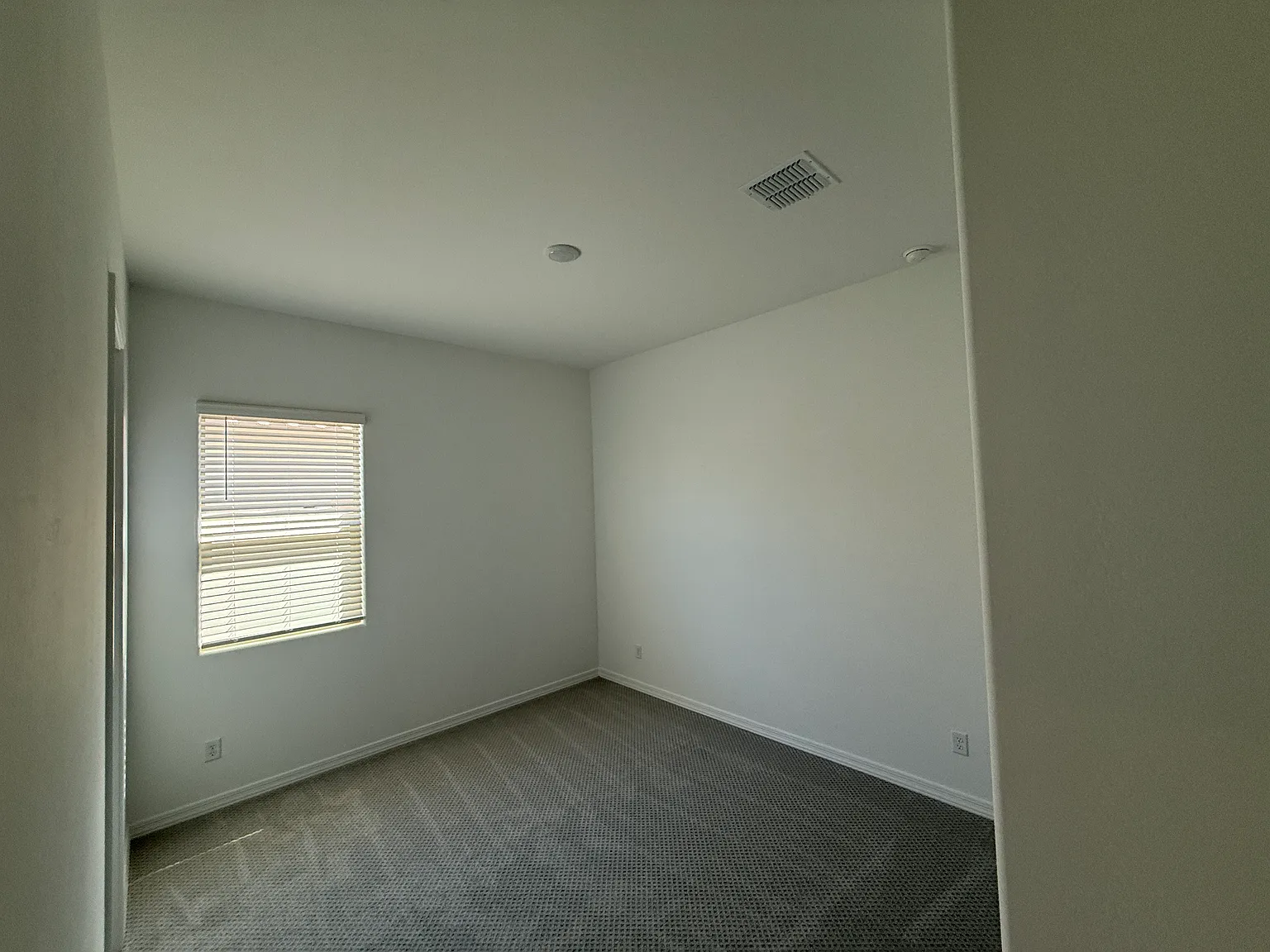 20277 W Pinchot Dr — Photo 4