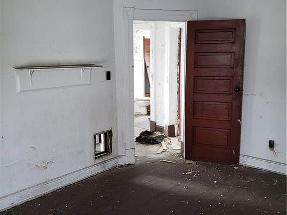 5th image of 117 Gordon Ave