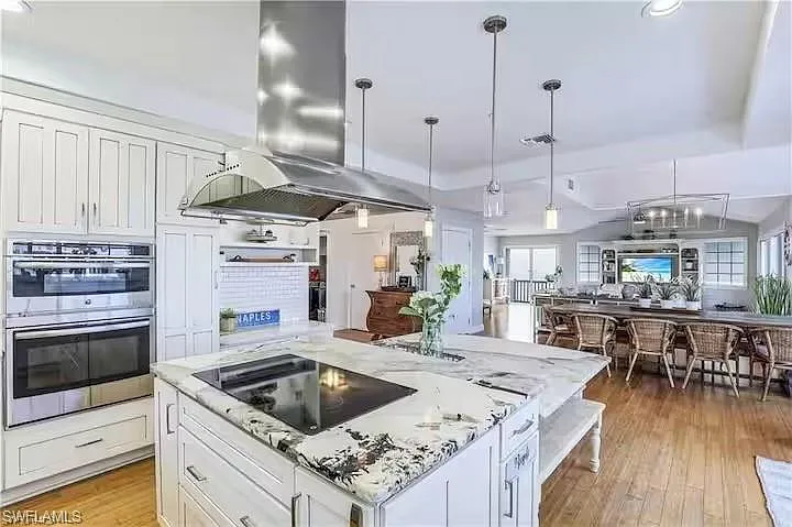 437 Trade Winds Ave — Photo 13