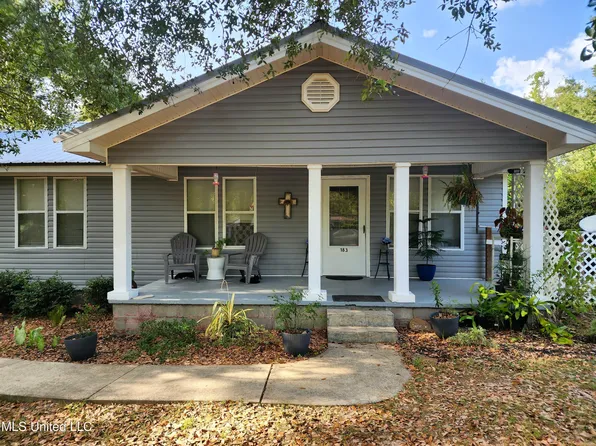 183 Magnolia St W, Lucedale, MS 39452