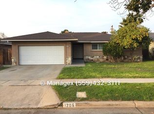 1206 E San Madele Ave, Fresno, CA