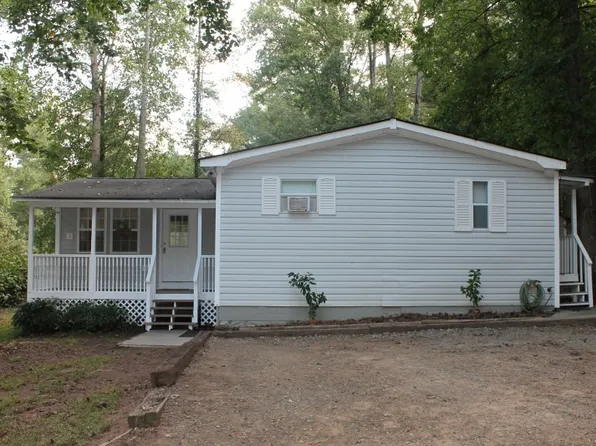 1450 Hessie Ln, Buford, GA 30518