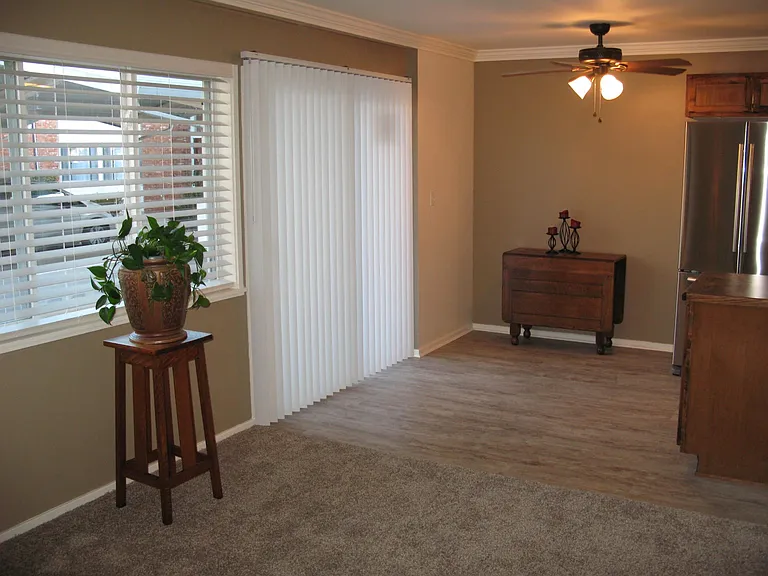 1201 W River Blvd #C113 — Photo 1