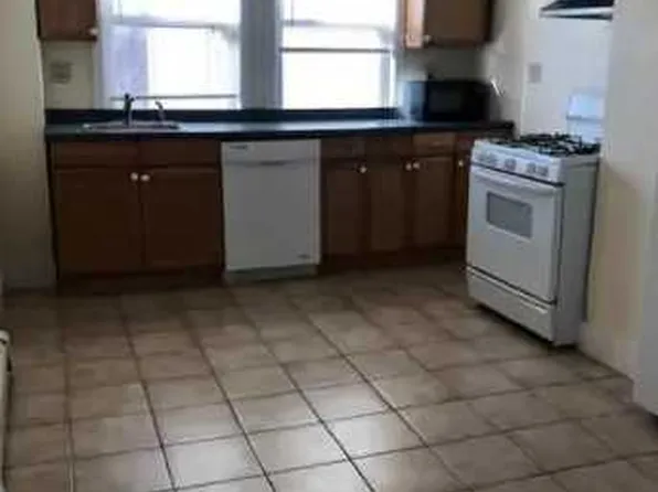 (undisclosed Address), Somerville, MA 02143