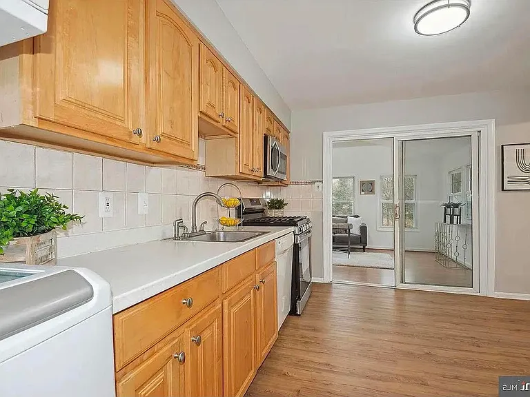 4746 Carterwood Dr #2 — Photo 4