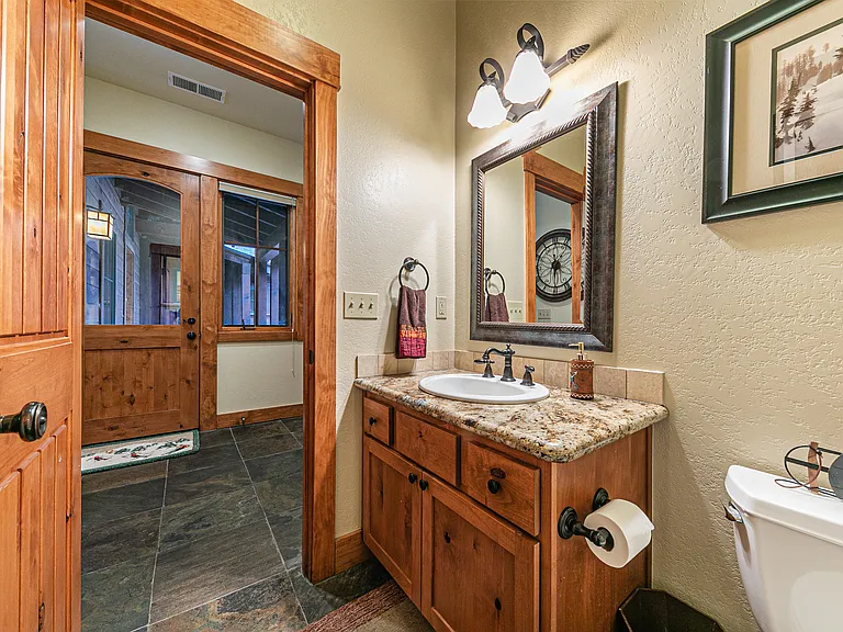 11172 Comstock Dr — Photo 27