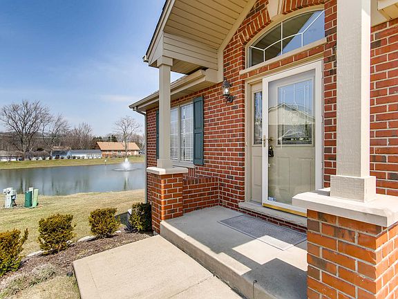 3rd image of 12572 Royal Gorge Ct