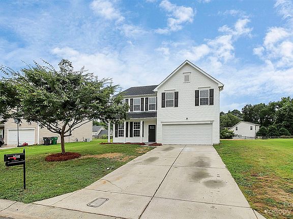 2nd image of 16104 Stuarts Draft Ct
