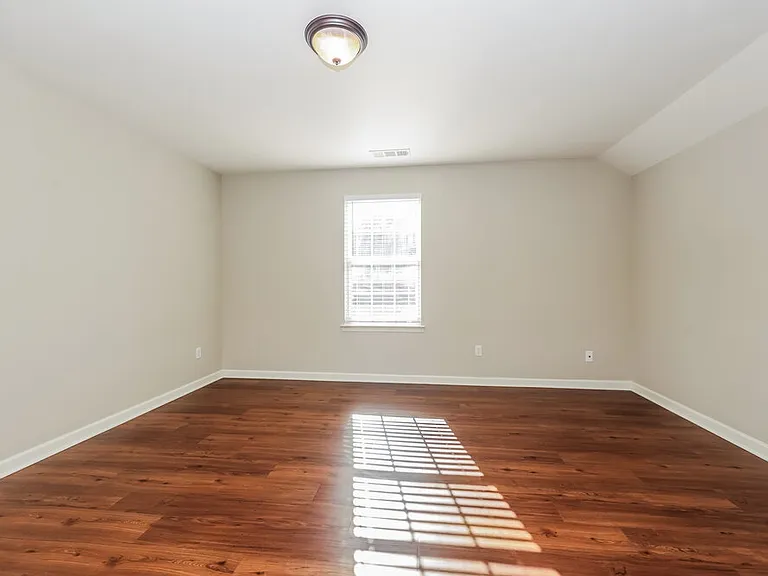 4236 Princeton Oaks Ln — Photo 15