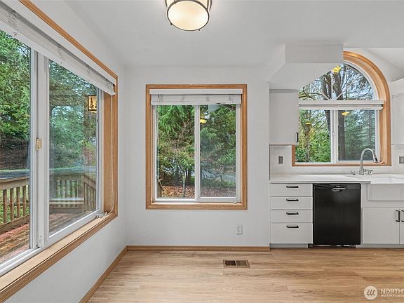 2nd image of 55 Green Hill