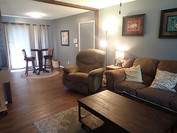 3rd image of 55796 Brink Ave