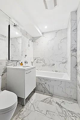 5th image of 151 W 21st St APT 8C