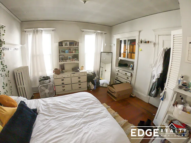 324 Faneuil St #3 — Photo 9