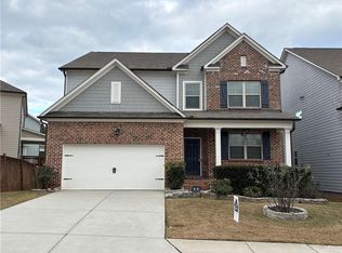 96 Round Pond Dr, Lilburn, GA 30047