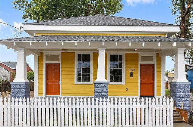 1st image of 1022 Verret St
