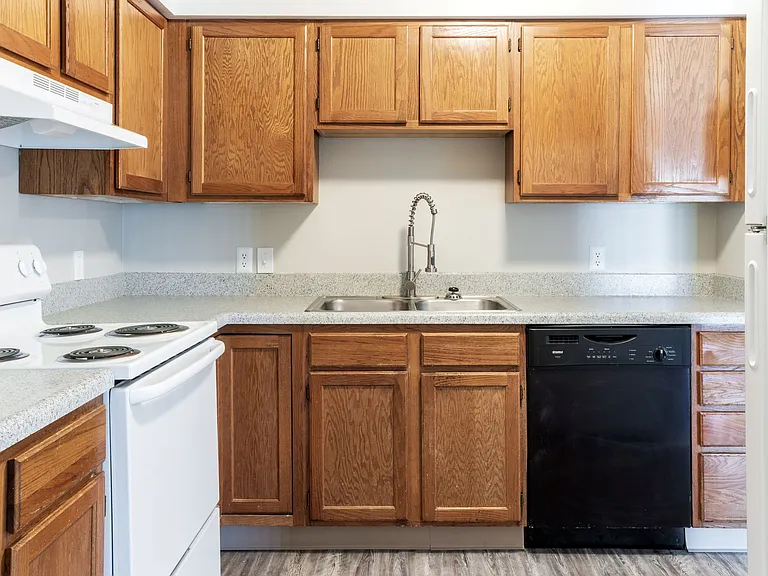 Lynn Park Apartments Welcome to historic Excelsior Springs! — Photo 18