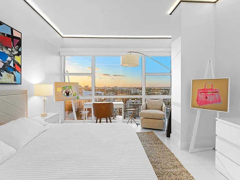 6801 Collins Ave #Penthouse 01 — Photo 12