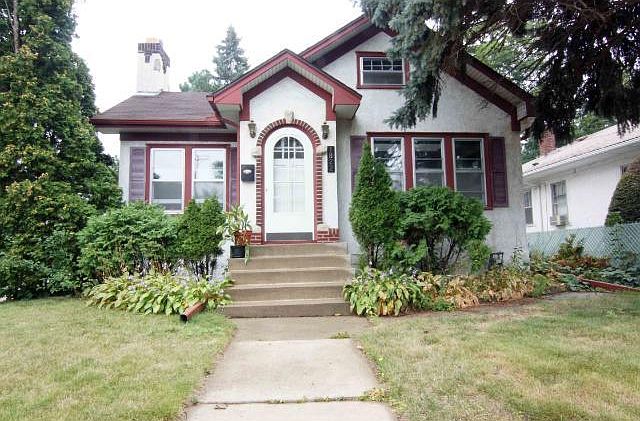 1st image of 1822 James Ave
