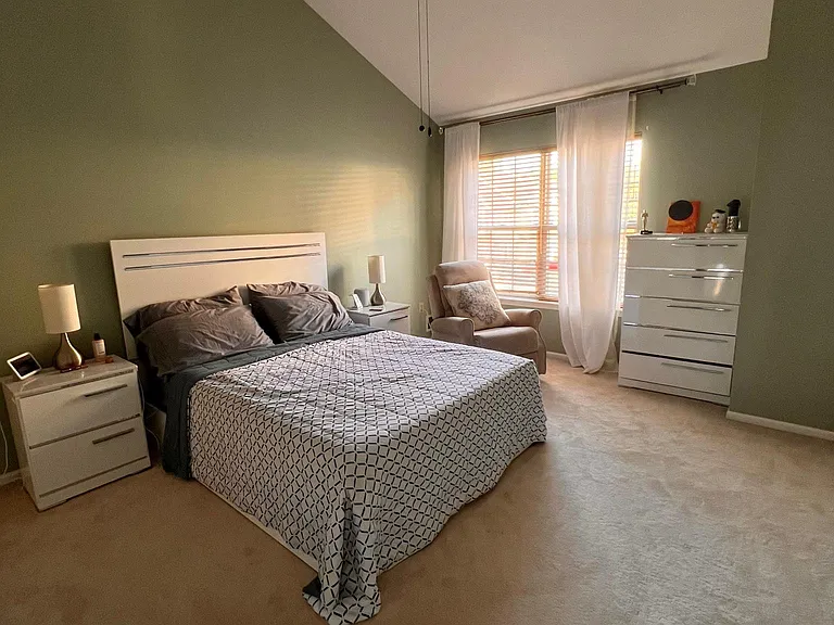 16 Stallion Ct — Photo 28