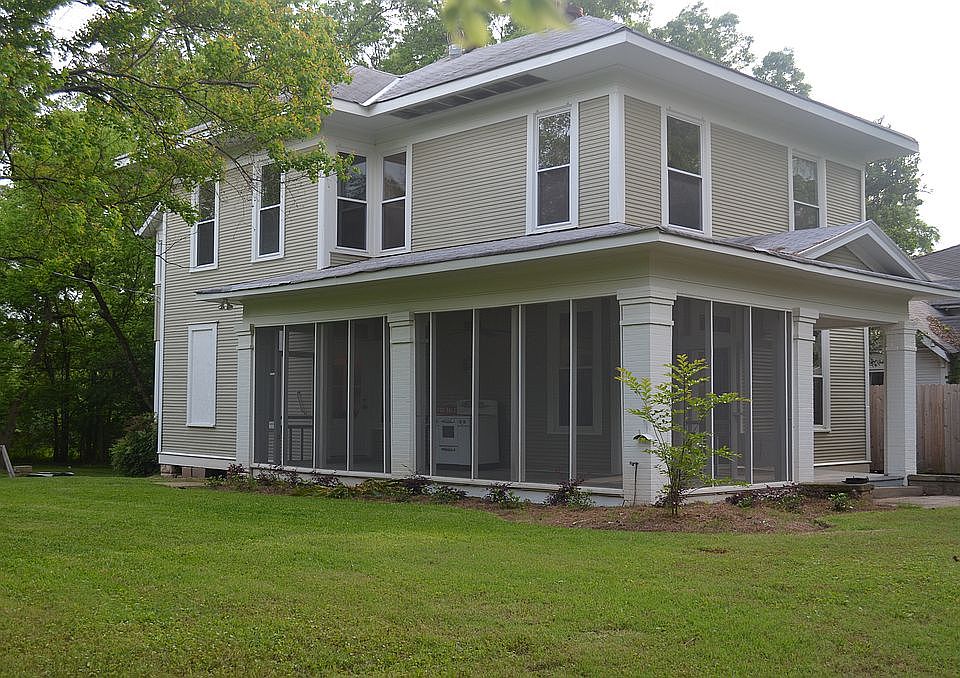 1st image of 619 Dalzell St