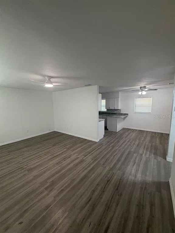 3 bed, 1.0 bath, 1225 sqft, $2,045 — Photo 3