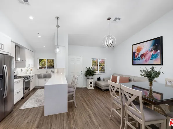 11377 Osborne Pl Unit 6, Sylmar, CA 91342