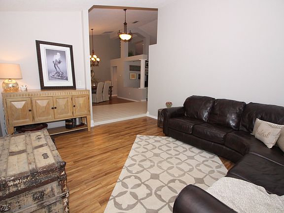 5th image of 2579 Ekana Dr