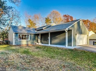 95 Pewter Ln, Stafford, VA 22554