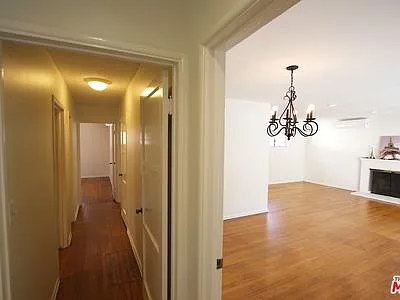 741 Muskingum Ave — Photo 16