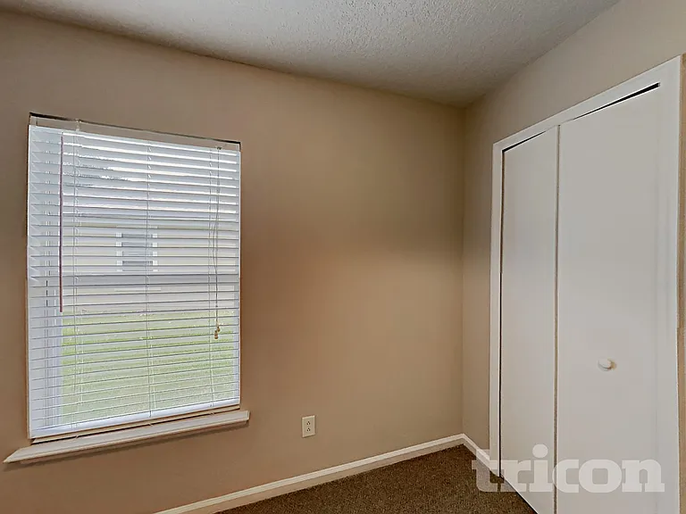 137 Brays Island Ln — Photo 10