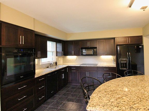 Kitchen with Lots of Counter and Cabinet Space.