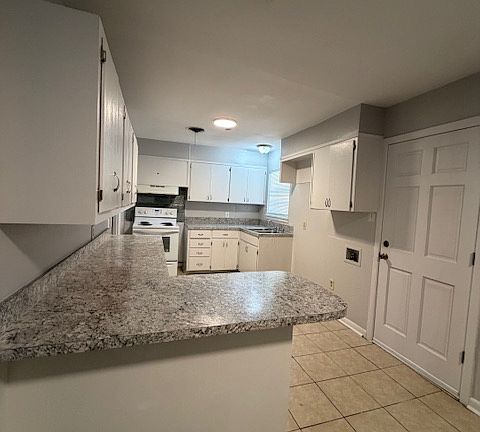 3rd image of 21 Lynwood Dr