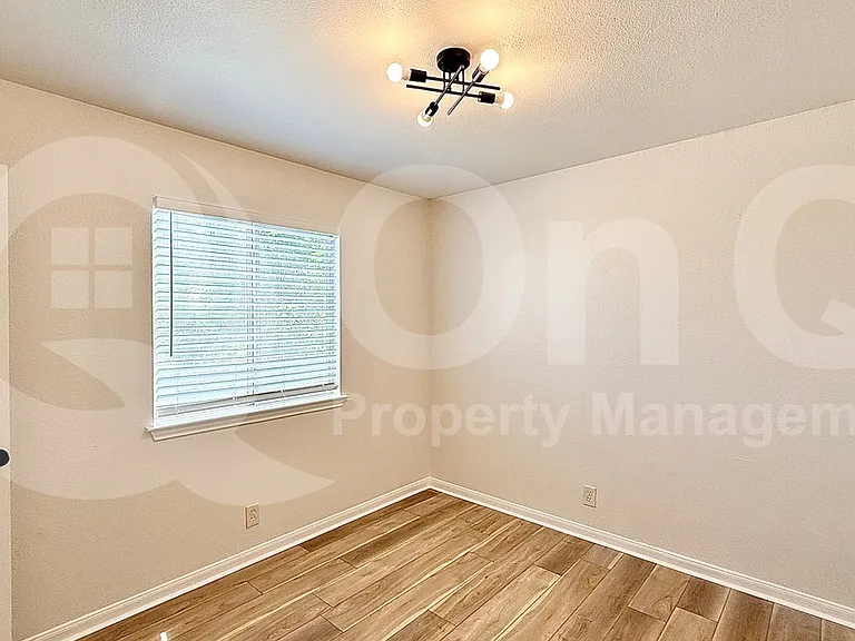 21204 Secretariat Ridge Ln — Photo 11