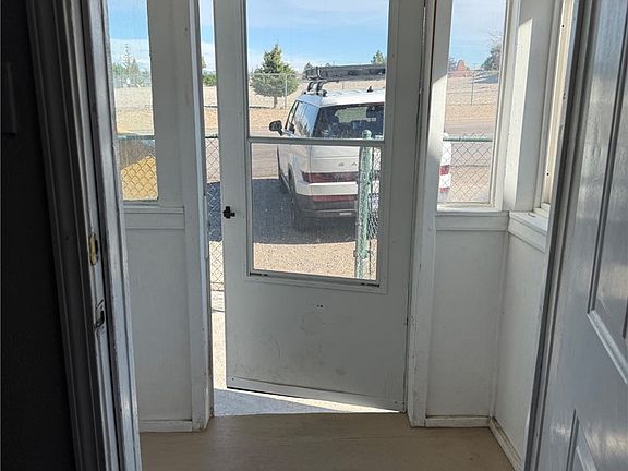 3rd image of 1185 Avenue I