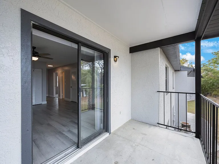 500 9th Ave S #B3 — Photo 15