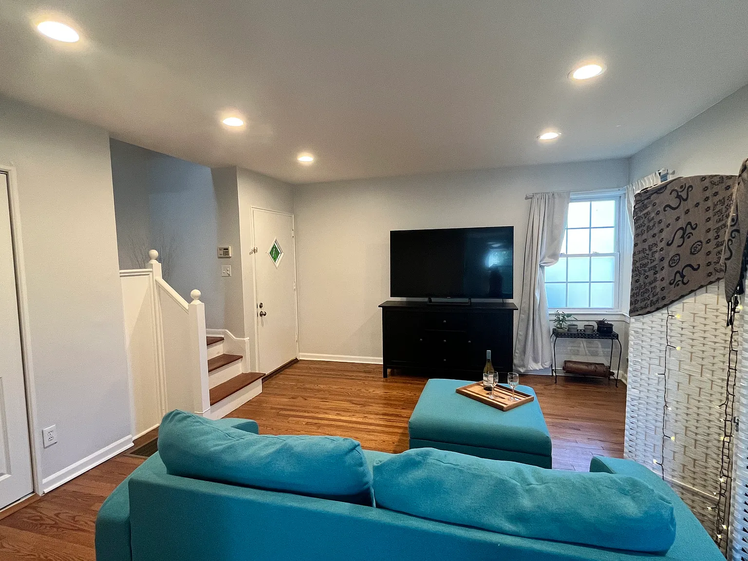 339 Wakefield Dr — Photo 3