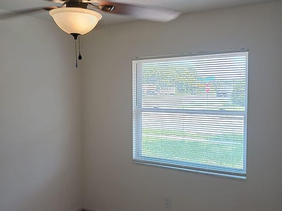 3rd image of 1300 Cypress Arbor Pl