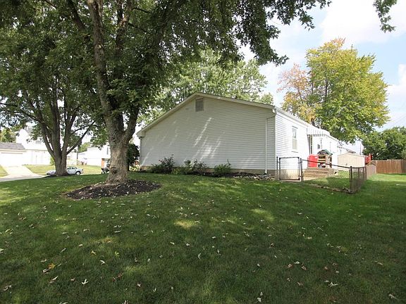 3rd image of 4627 Reinbeau Dr