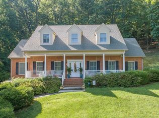 333 Windsor Ct, Roanoke, VA 24019