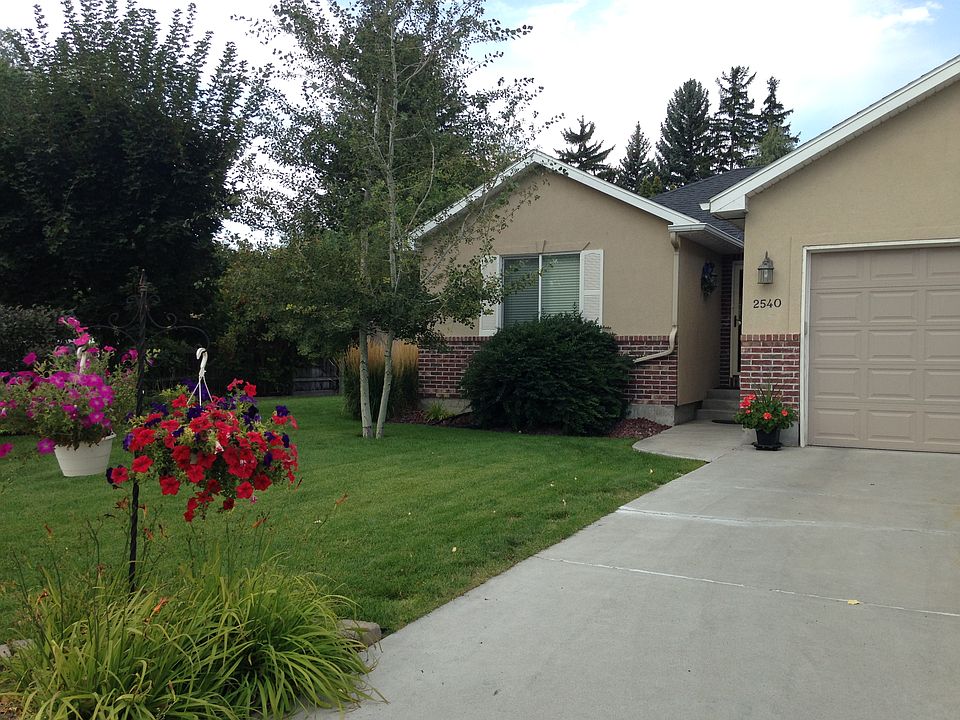 1st image of 2540 Richards Ave