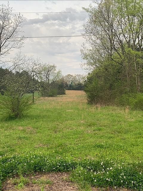 2nd image of Walsh Rd