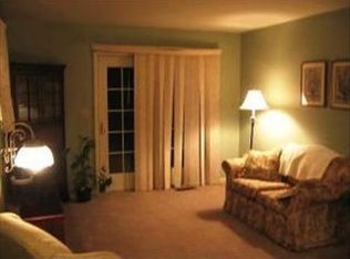 77 Pebble Creek Dr, Lititz, PA 17543