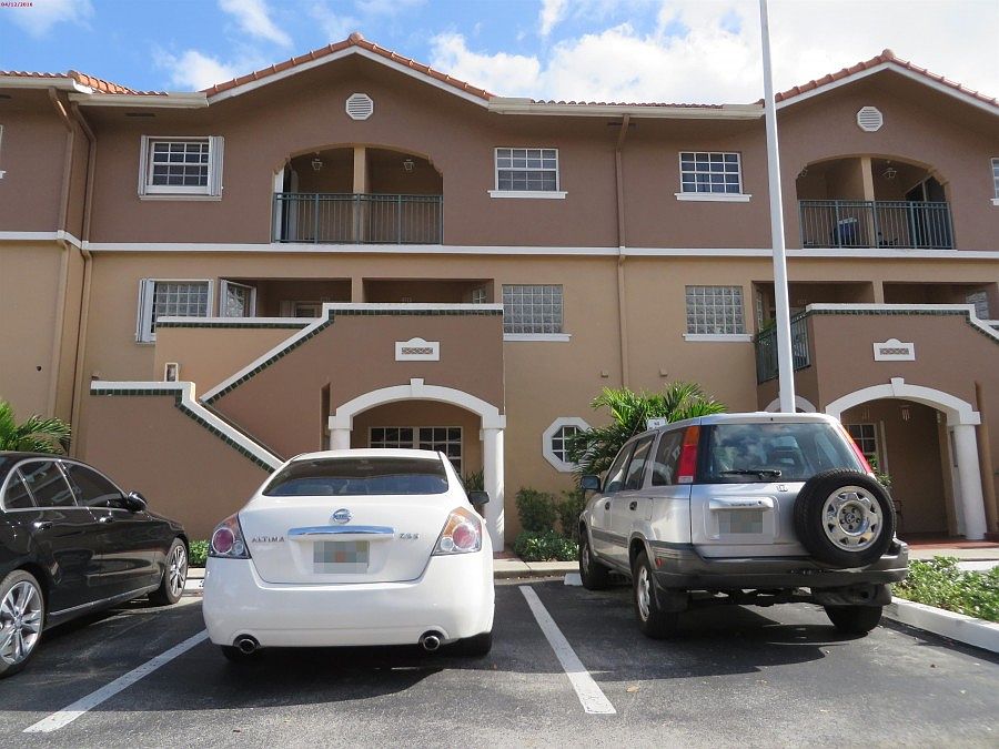 1st image of 10030 Hammocks Blvd #1013