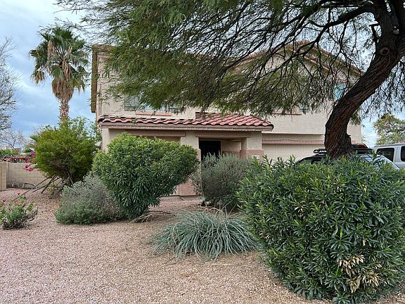 3rd image of 15477 W Cameron Cir