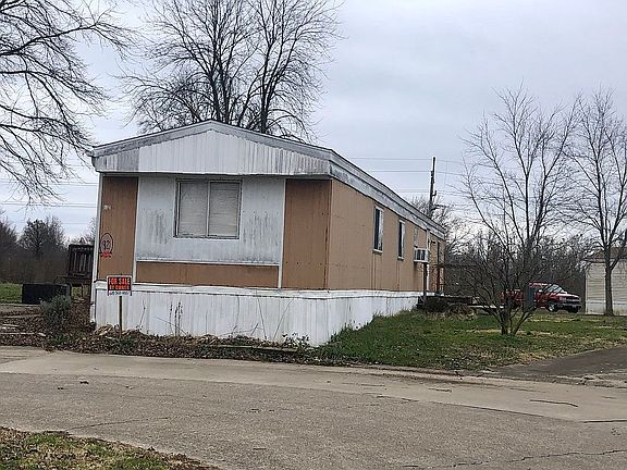 5th image of 92 Blossom Ln